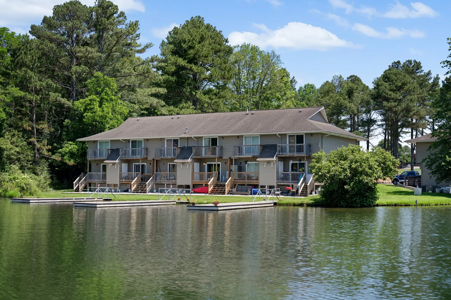 Pointe Landing condo exterior and landscaped grounds