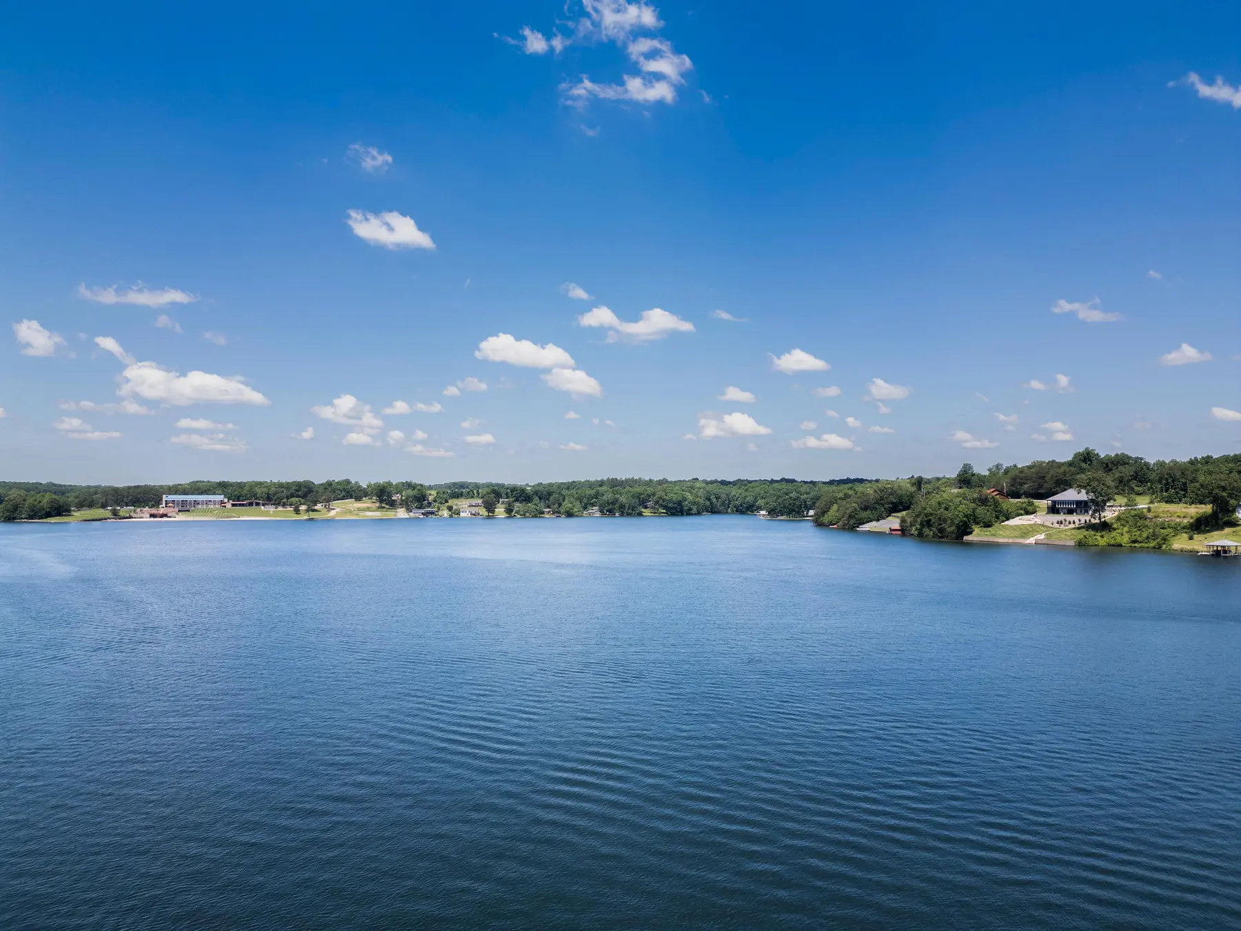 Aerial view of Pointe Landing docks and Lake Holiday