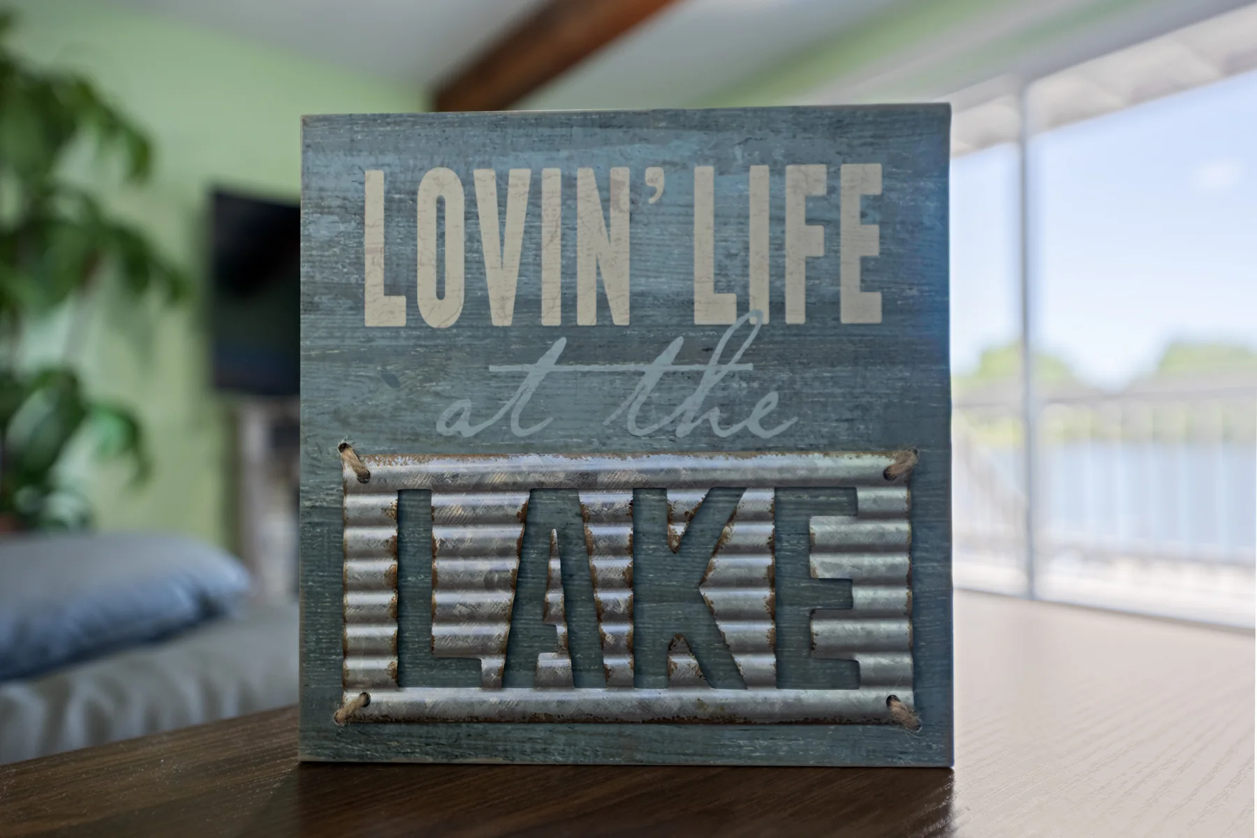 Pointe Landing vacation rental interior, amenity, or Lake Holiday view — photo 14