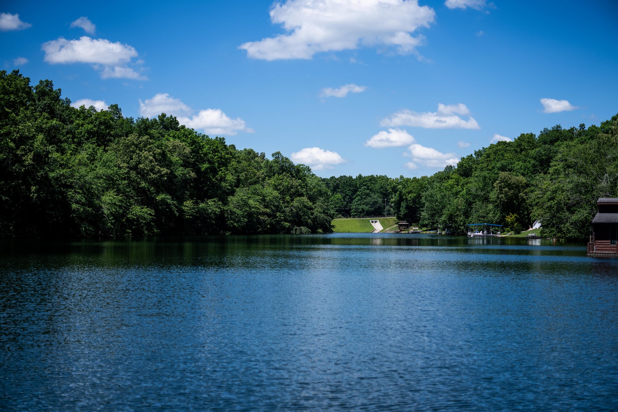 Lake Holiday scenery