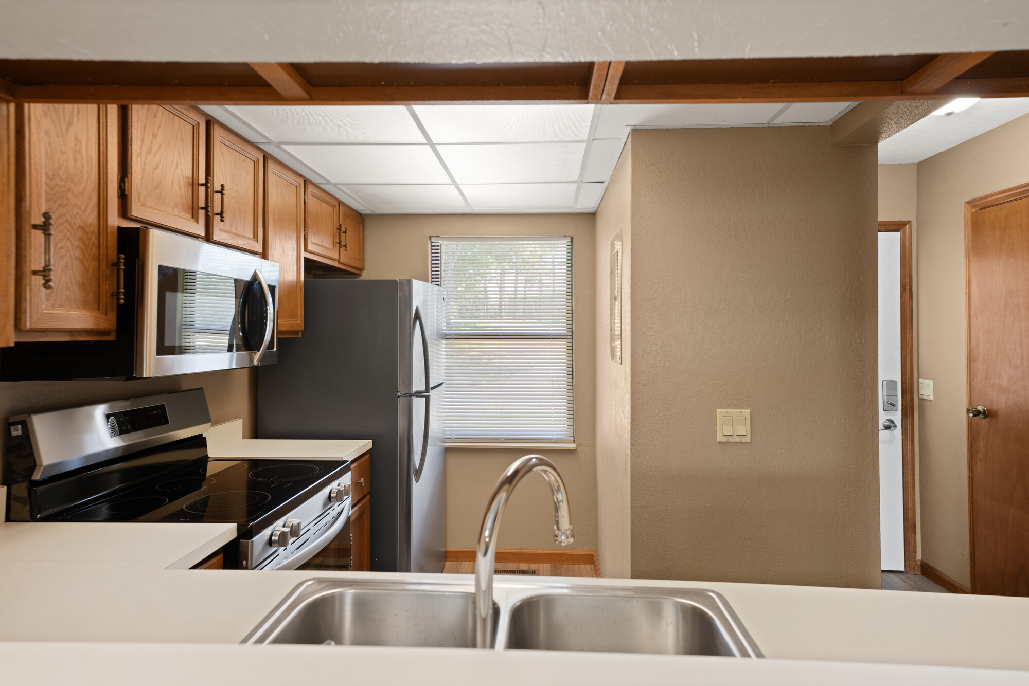 Updated Pointe Landing kitchen